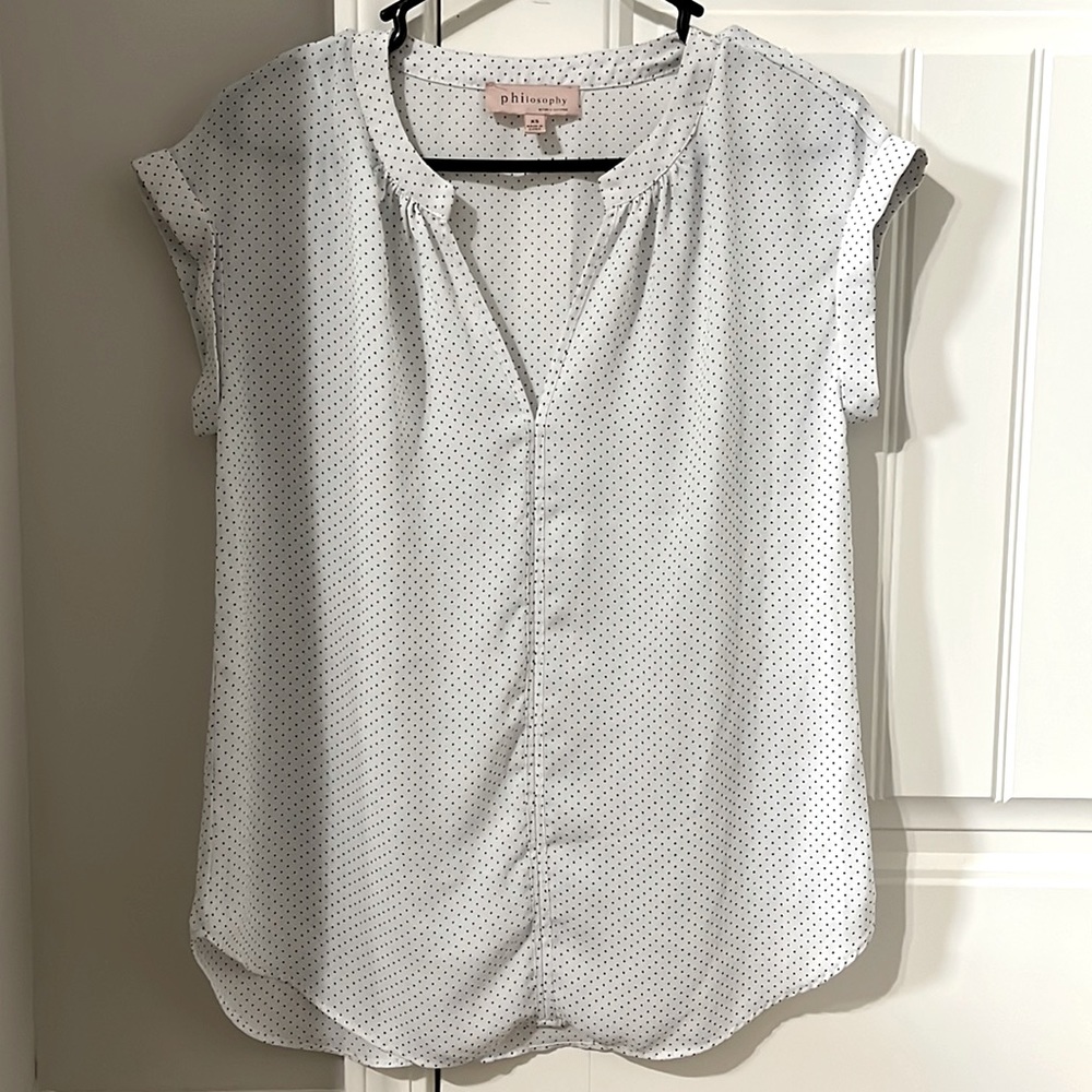 Short-sleeve V-neck Blouse